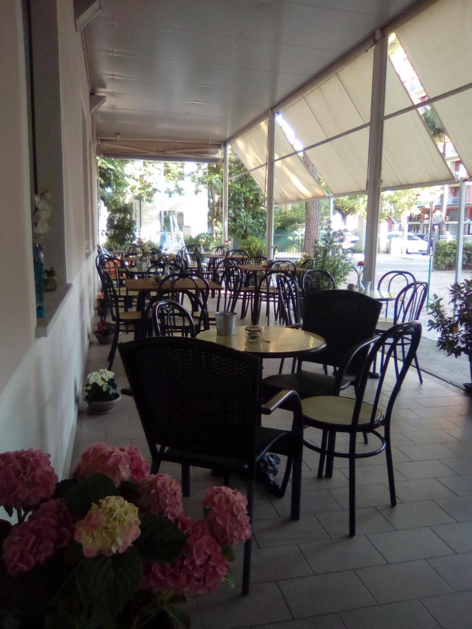 Fasthotel Cervia Exterior photo